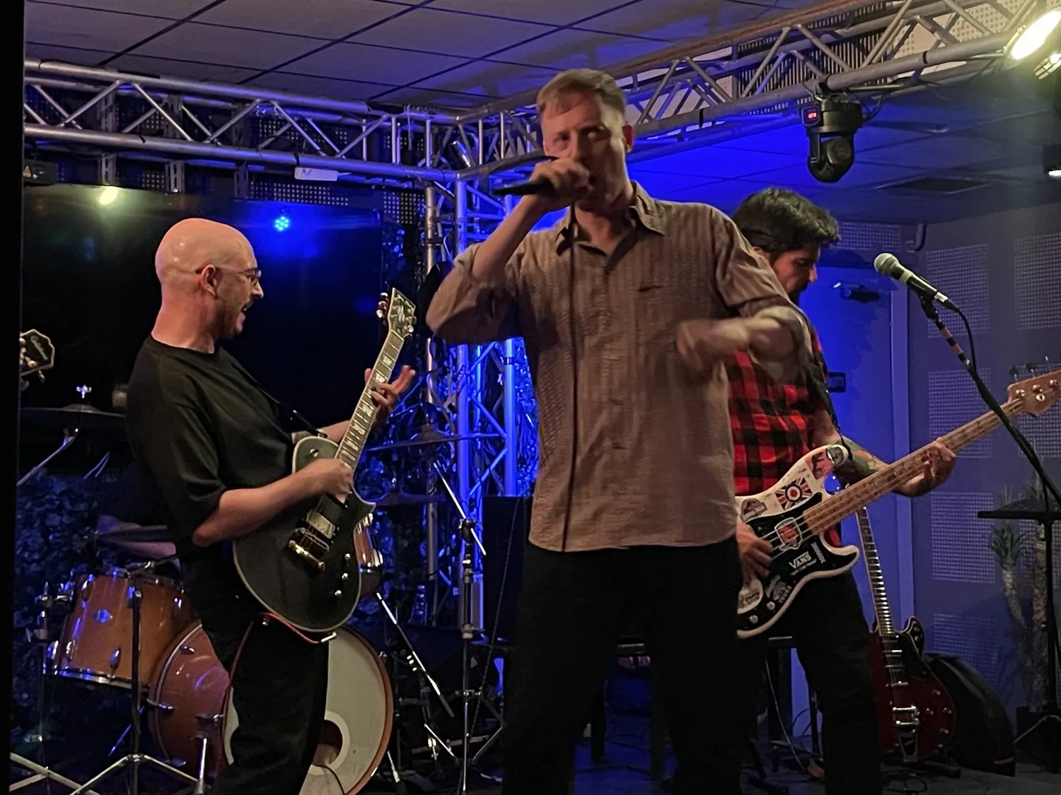 Vocalist and guitarists
